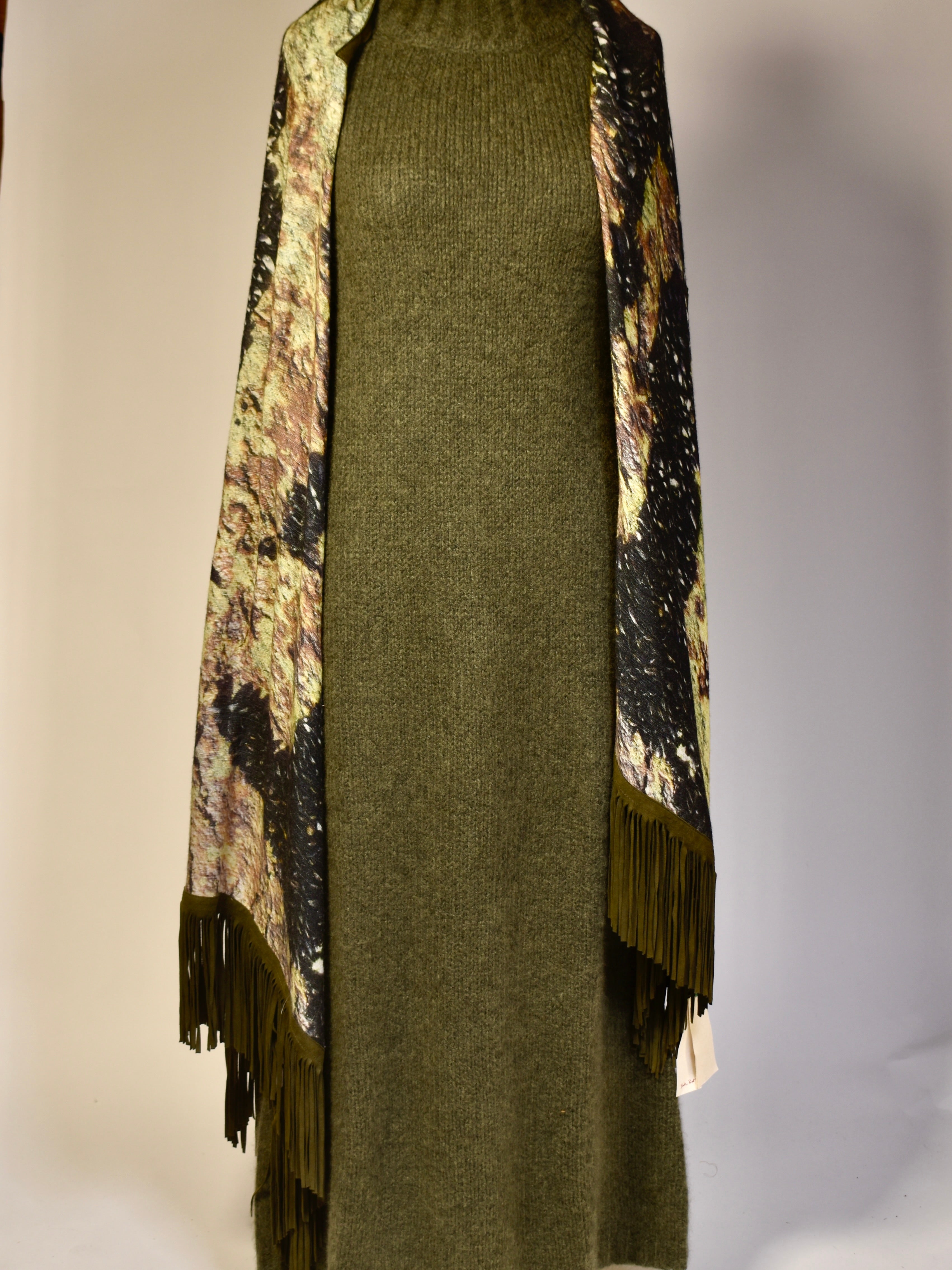 Flo & Fjære poncho