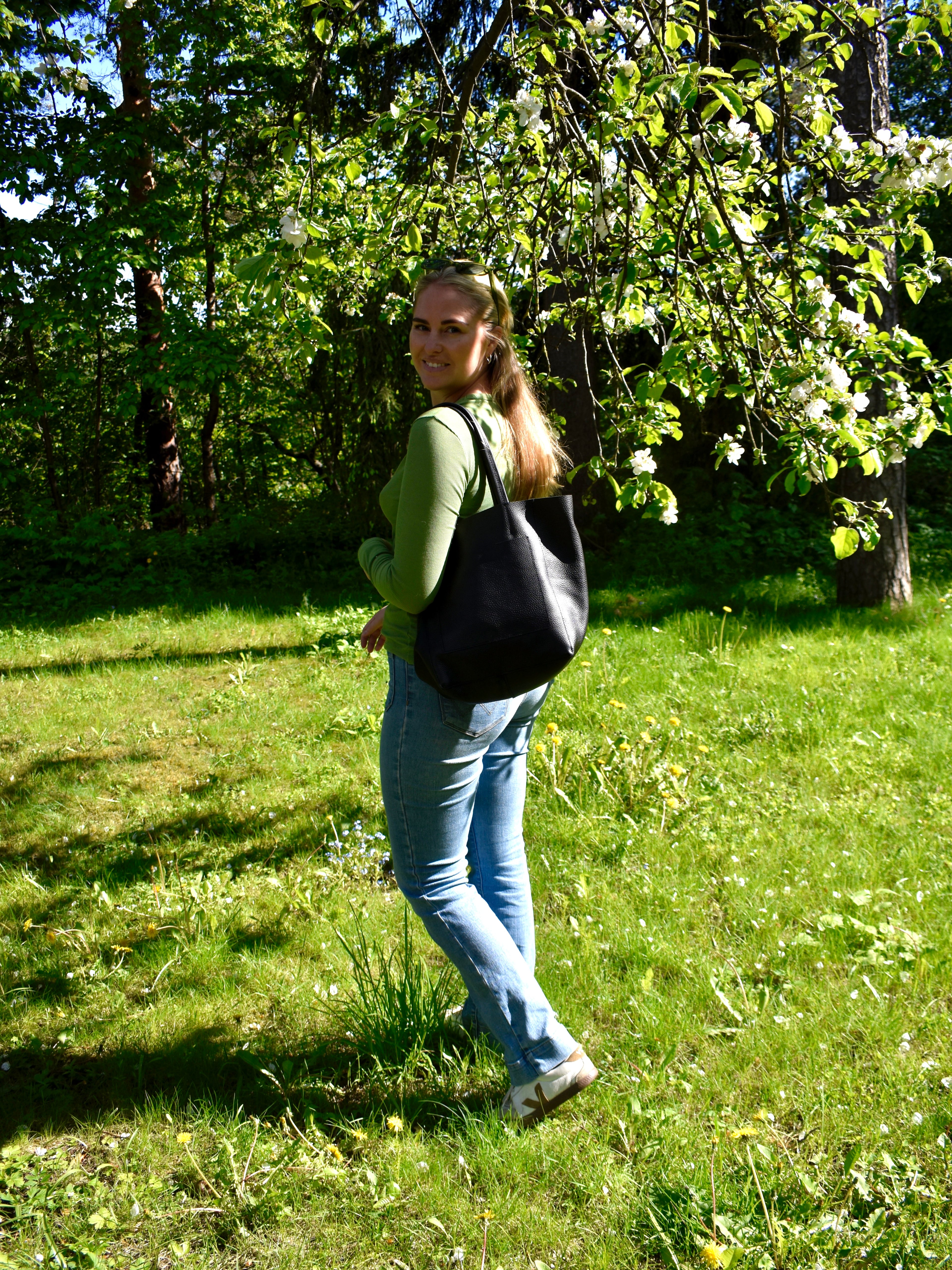 Liten tote-veske