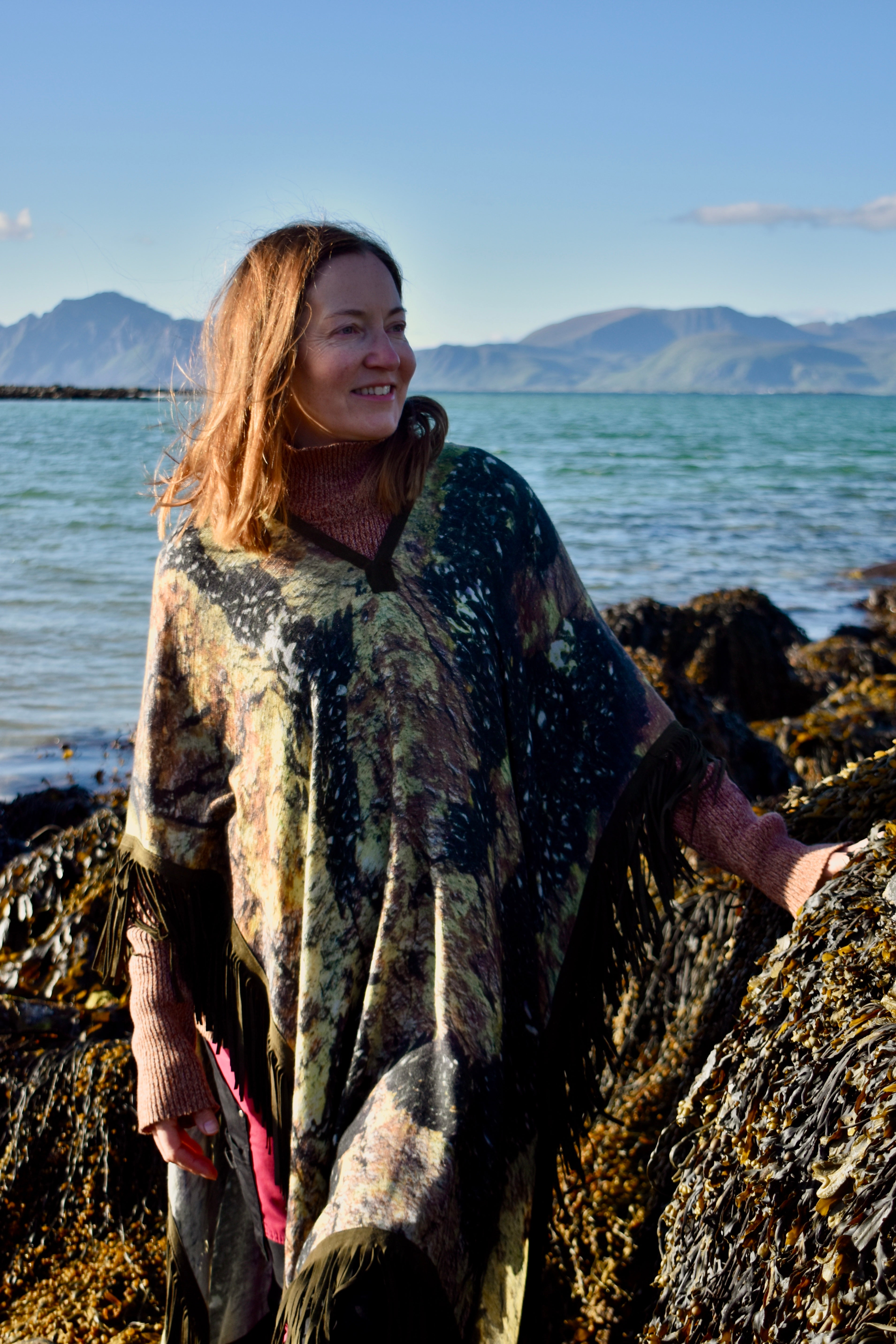 Flo & Fjære poncho