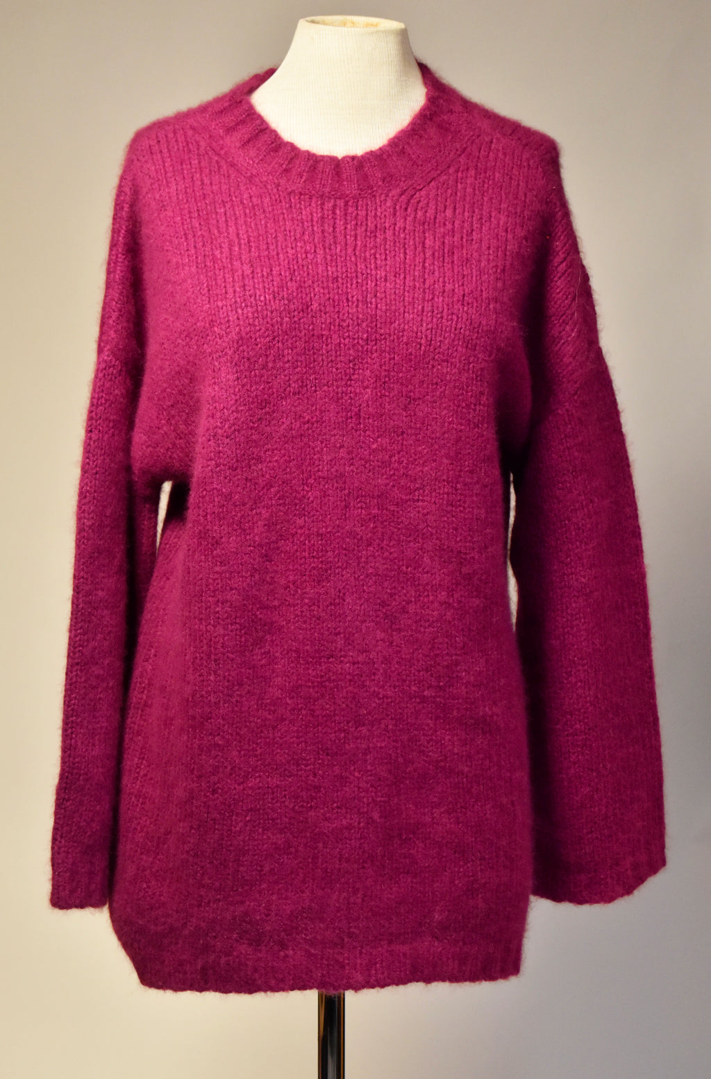 Oversize strikket cahmeregenser